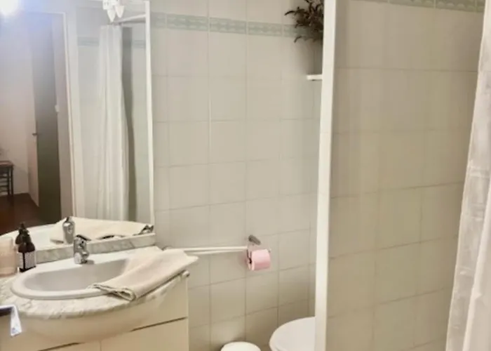 Stunning With Heated Private Pool In Provence 度假居