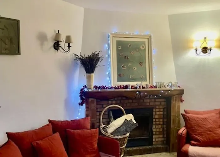 度假居 Stunning With Heated Private Pool In Provence 佩尔纳勒丰泰纳