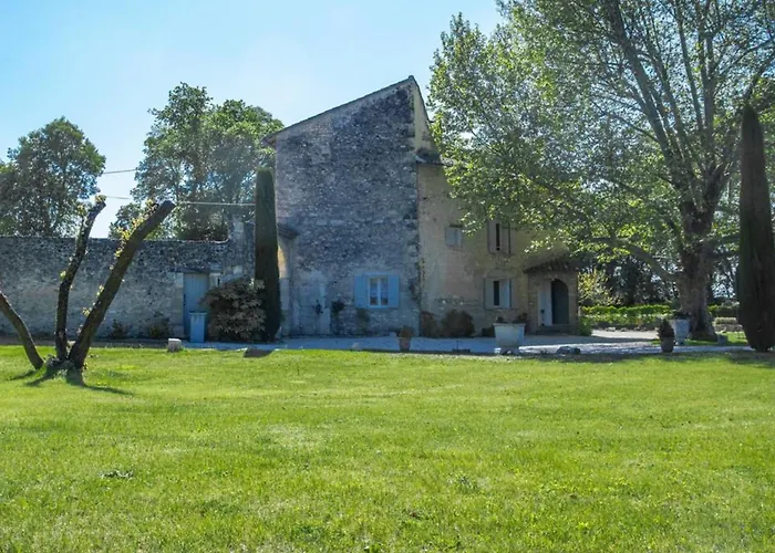 Stunning With Heated Private Pool In Provence 度假居 佩尔纳勒丰泰纳